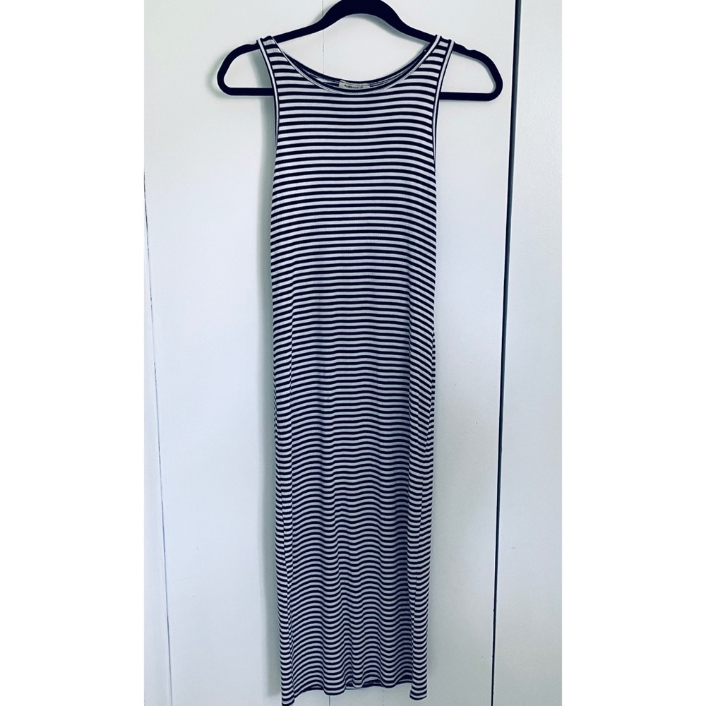 AMBIANCE MAXI DRESS - Picture 5 of 5